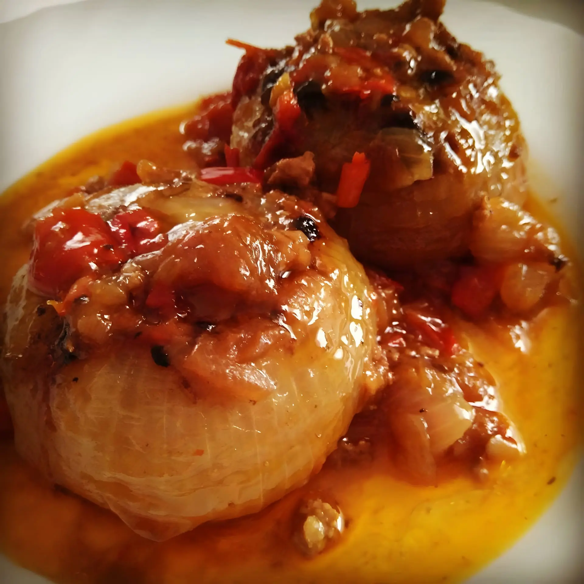 Cebollas Rellenas de Carne — Receta tradicional de El Entrego | Comer en Asturias